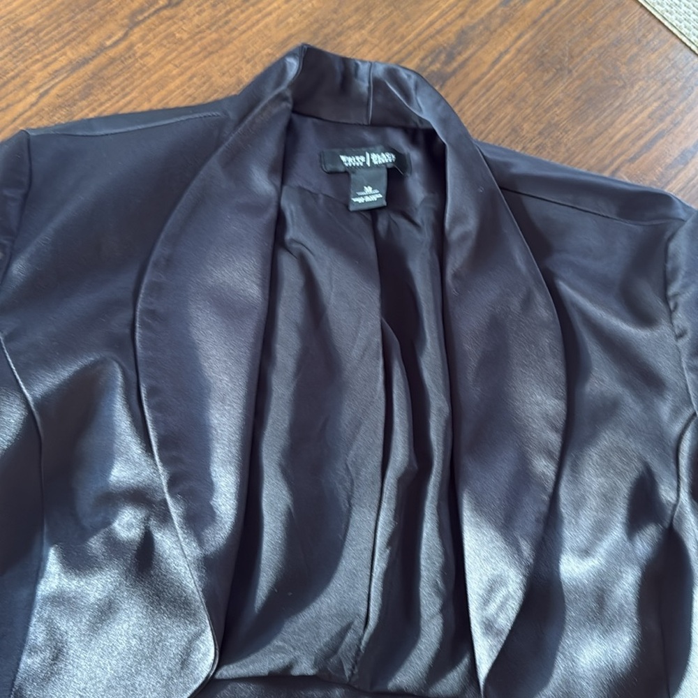 White House Black Market silk feel short jacket perfect for evening gown wear M - Picture 6 of 9